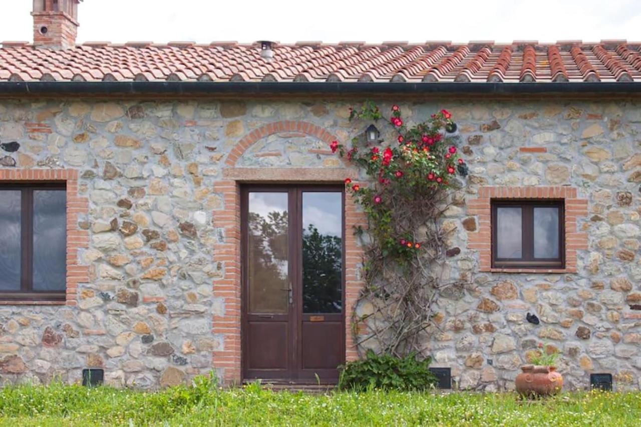 פומרנצה Agriturismo Fattoria Di Statiano מראה חיצוני תמונה